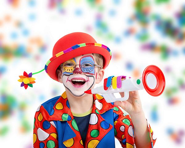 Kind geschminckt als Clown für Kinderfasching am 19. Februar 20123 in Bad Nenndorf Kind geschminckt als Clown für Kinderfasching am 19. Februar 20123 in Bad Nenndorf